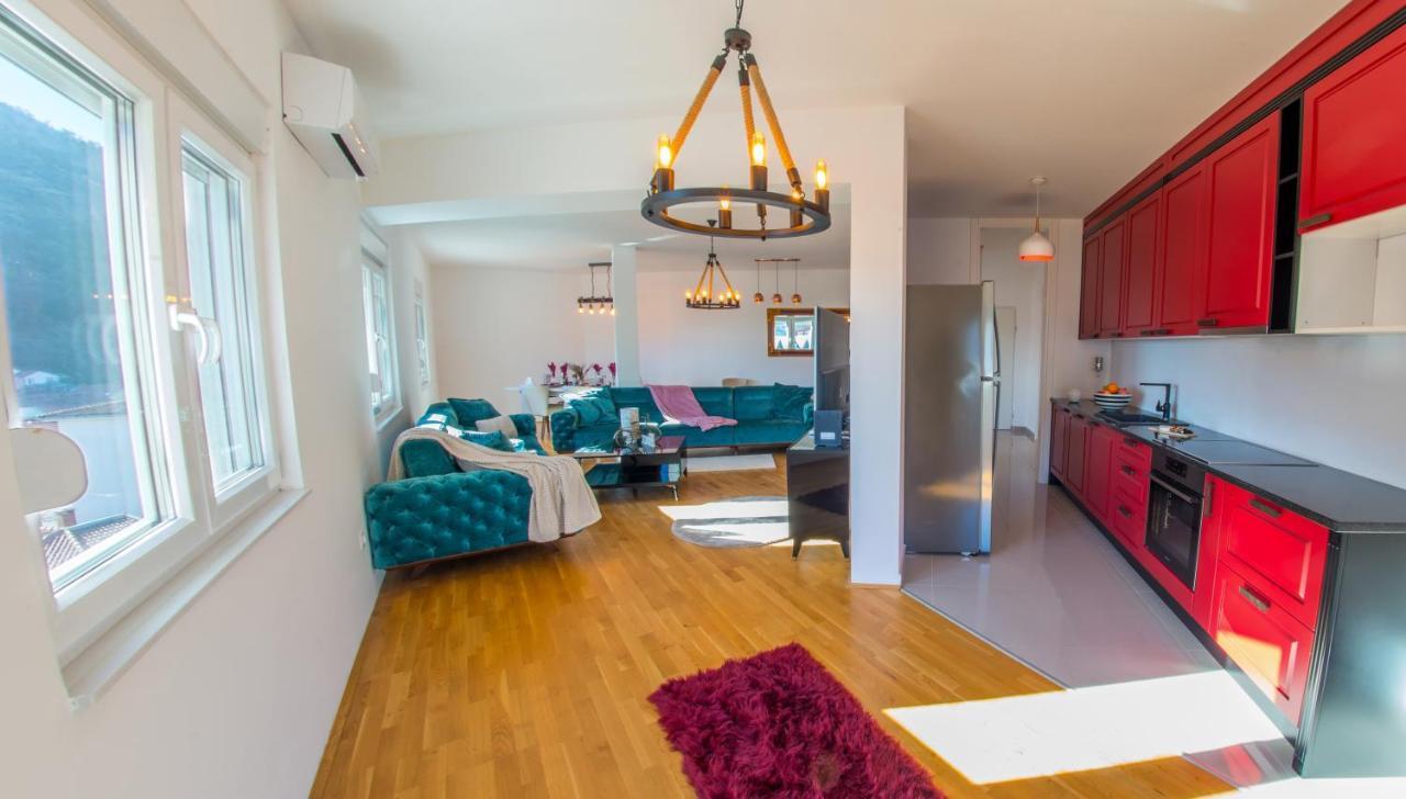 Apartment President Mostar Esterno foto